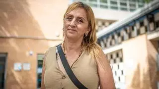 Una vecina de Sant Roc descubre por qué su madre y sus tías sufrieron cáncer: "Me quité los ovarios al saber que tenía la mutación"