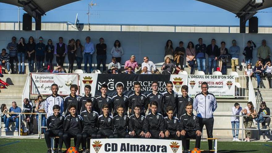 CAMPUS El CD Almazora potencia la formació dels jugadors de la seua gran base