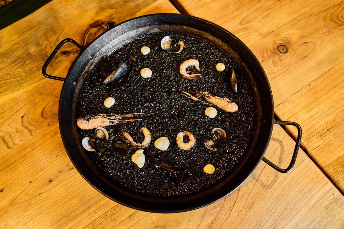 L'arròs negre amb allioli de Can Sabata.