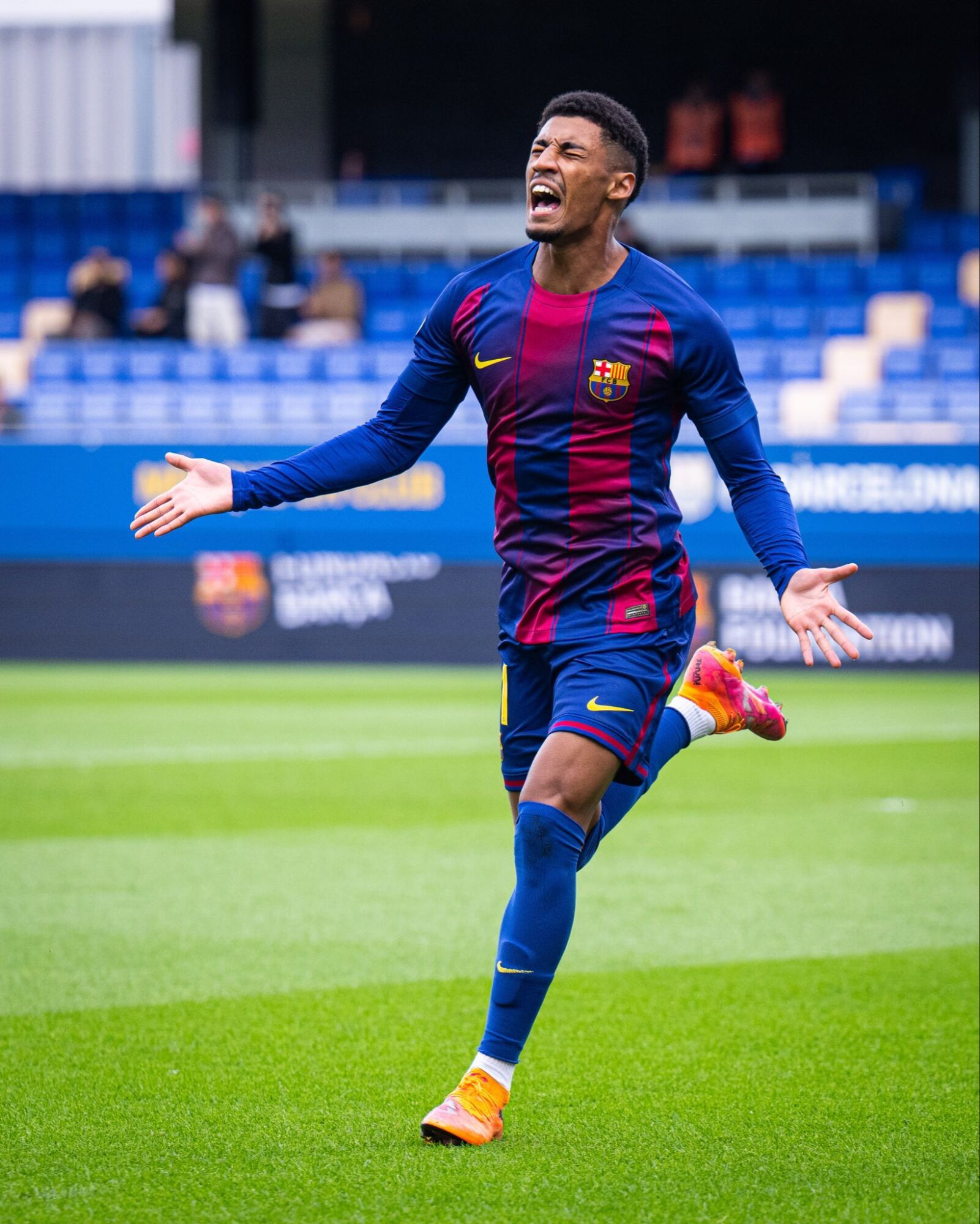 Vuelve Óscar Ureña, el 'fichaje' del Barça Atlètic más esperado por Belletti