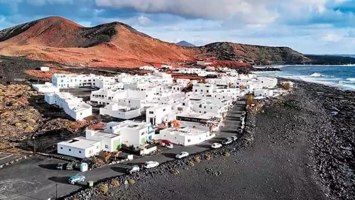 Núcleo poblacional de El Golfo, en Yaiza, Lanzarote.