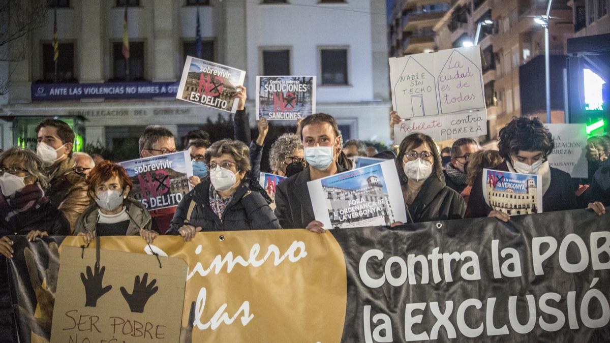 Protesta contra la ordenanza de pobreza de Alicante