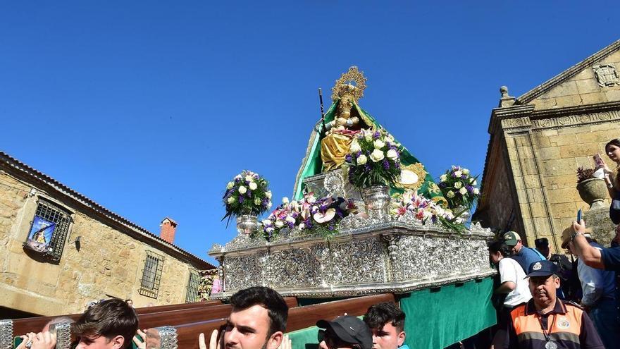 Roban en la catedral de Plasencia y se llevan la corona de la Virgen del Puerto