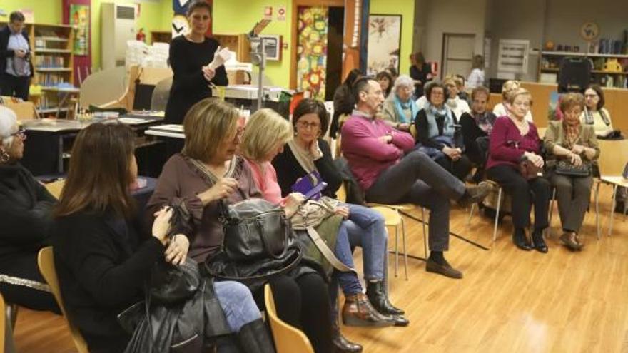 Las mujeres toman el mando de la actividad social y cultural