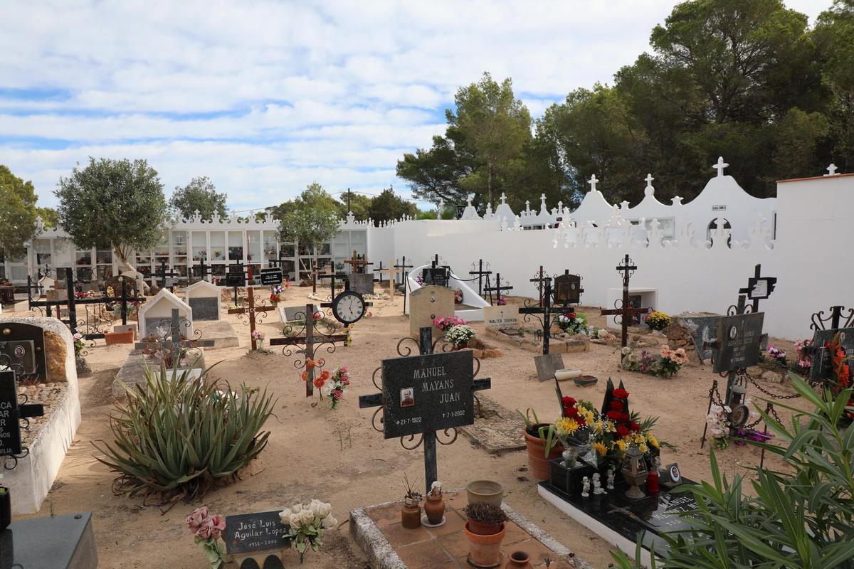 Día familiar para la memoria familiar en Formentera por Tots Sants