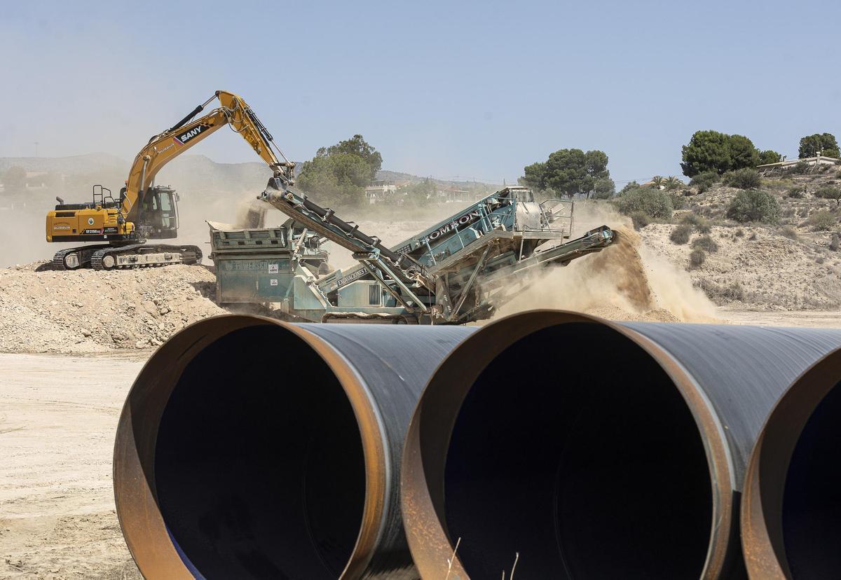 Obras del postrasvase del Júcar-Vinalopó en las proximadades de Aspe