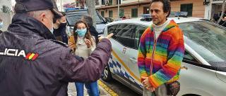 El médico de Formentera negacionista extiende certificados para no llevar mascarillas