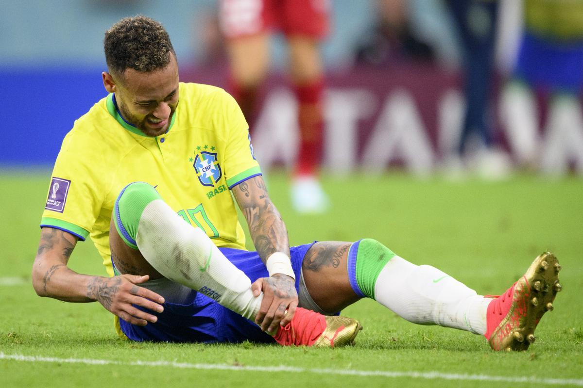 Neymar, durante el partido Brasil-Serbia del Mundial Qatar 2022. EFE/EPA/LAURENT GILLIERON