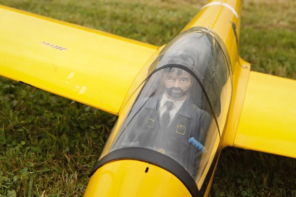 Inauguración de la pista de aeromodelismo del monte Pica Corros, Cenero