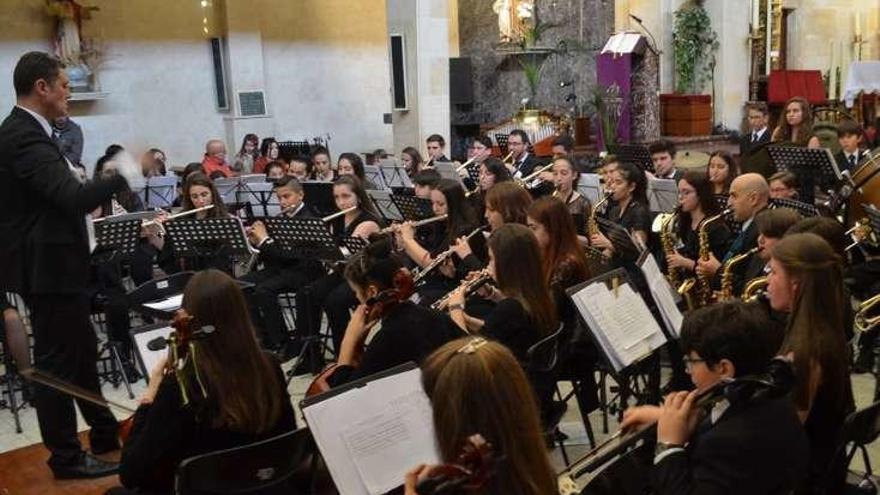 La banda Maestro Lupi abre los conciertos de música de Pasión organizados por el Silencio