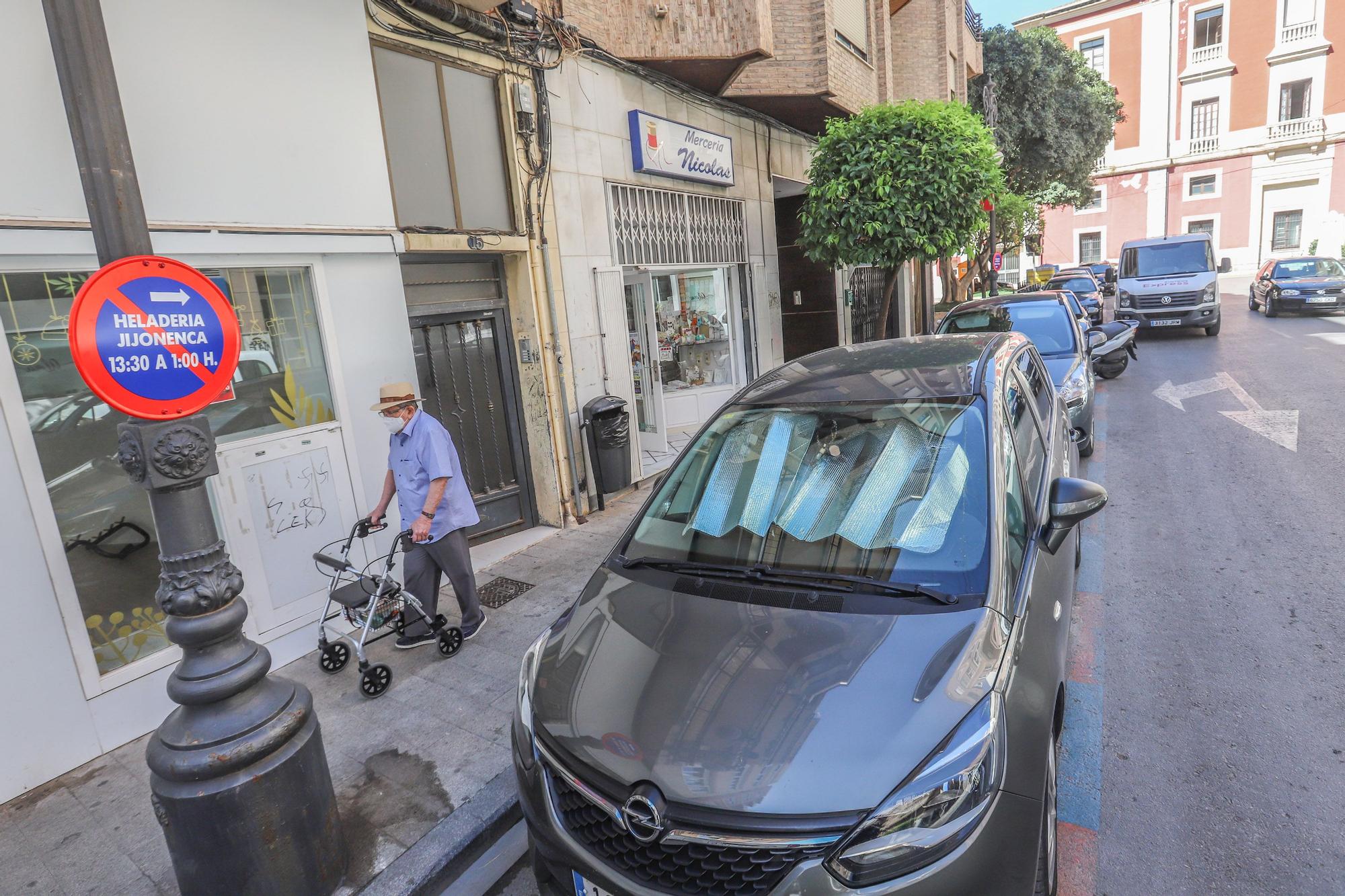 Orihuela reajusta la ocupación de las terrazas en la vía pública