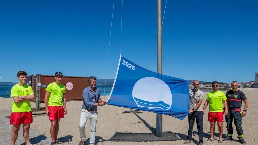 Las playas de A Compostela y O Campanario vuelve a presumir de distintivo de máxima calidad