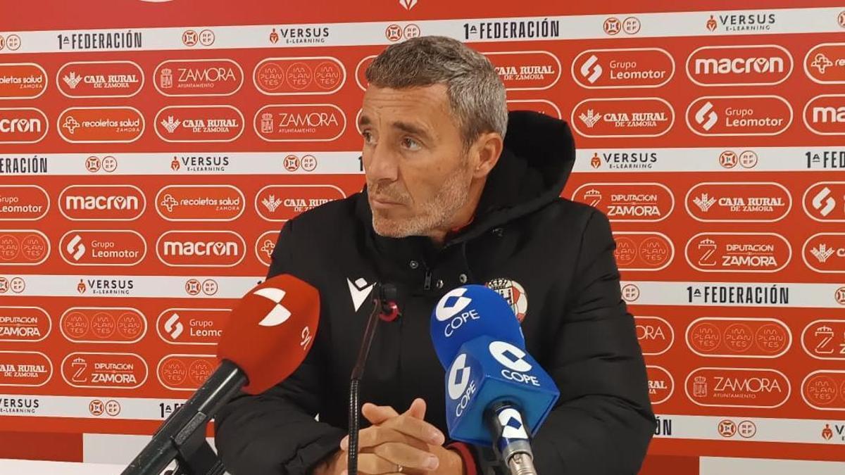 Óscar Cano, este viernes en rueda de prensa.