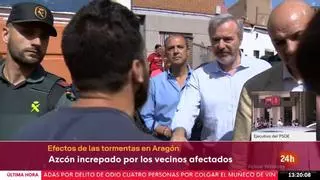 Los vecinos de Azuara increpan a Azcón en su visita a los municipios afectados por las tormentas: "No sonrías, ¡ayuda!"