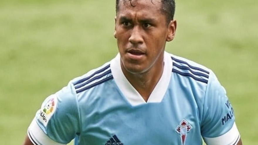 Renato Tapia durante un partido de la pretemporada. // RCCV