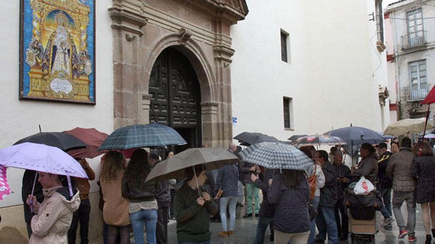 El traslado debía salir de la iglesia de San Felipe Neri.