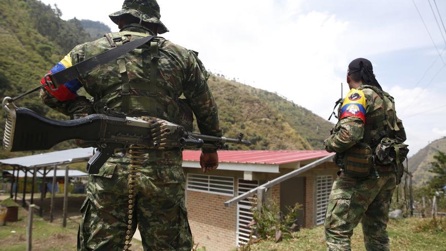 Guerrilleros de las disidencias de las FARC en una fotografía de archivo.