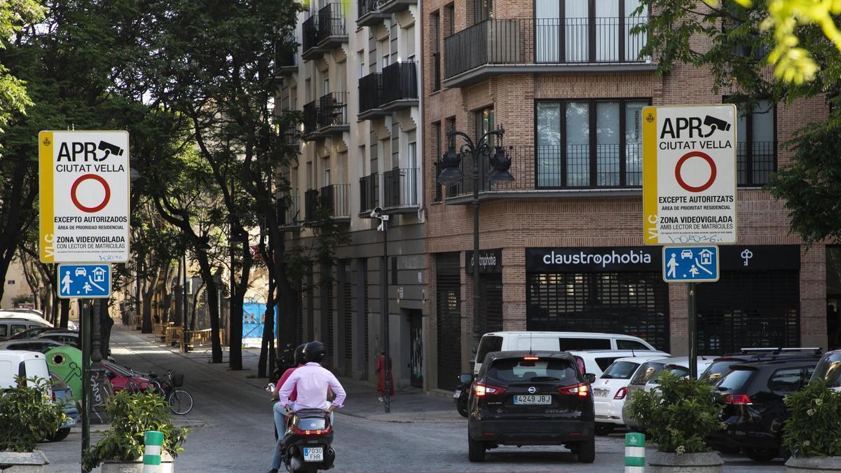 Un nou sistema de dades anticipa els embossaments i millora les zones de baixes emissions