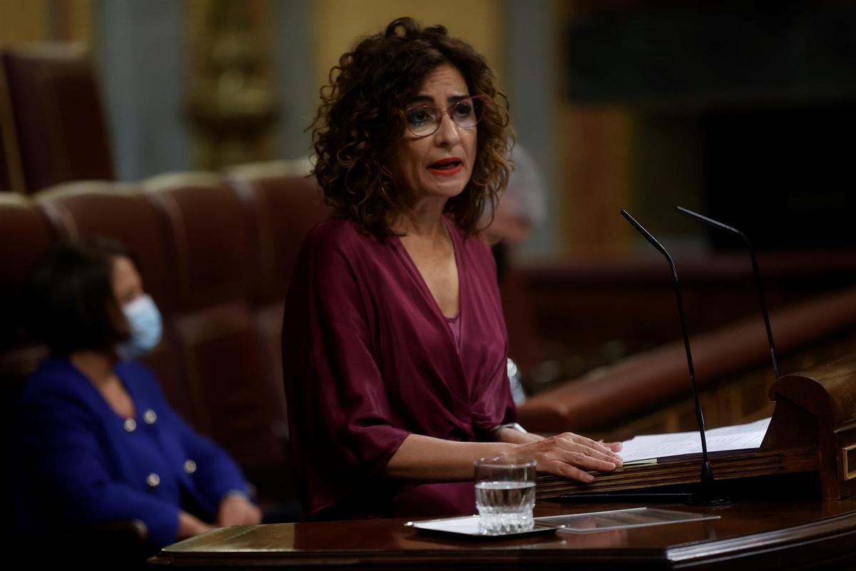 La ministra de Hacienda, María Jesús Montero, durante el debate de totalidad del Proyecto de Ley de Presupuestos Generales del Estado para el año 2022