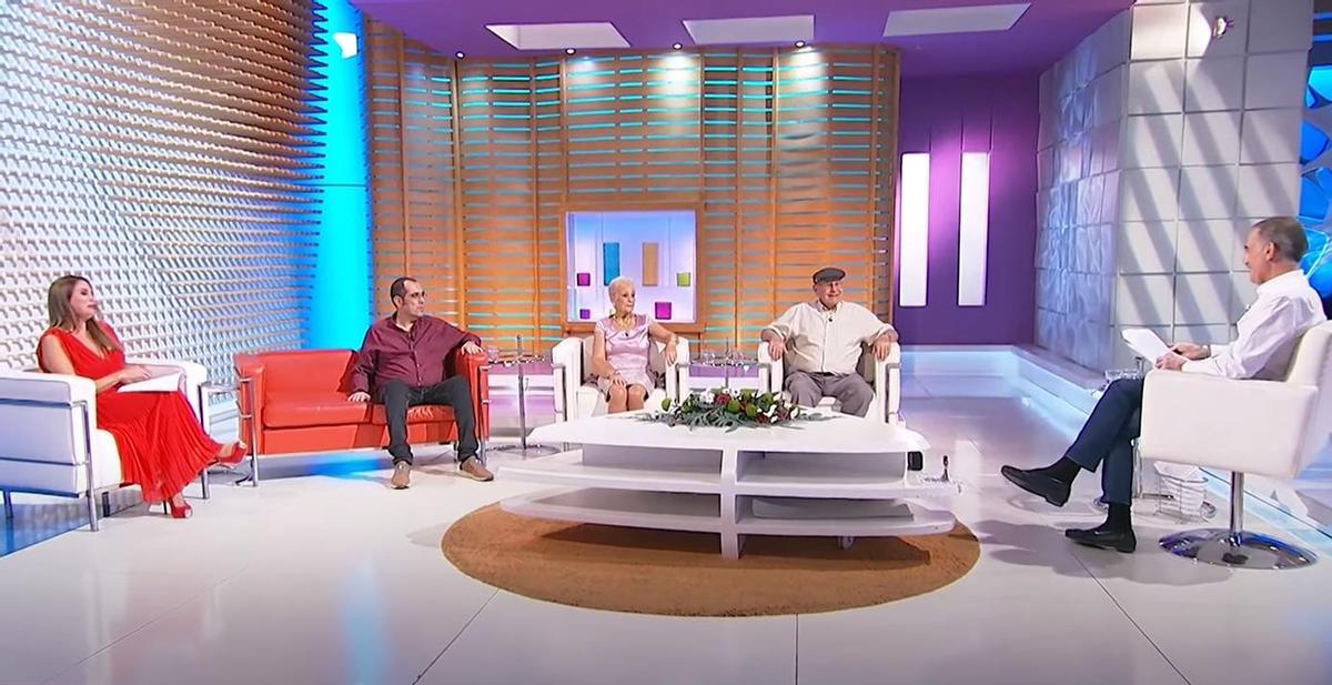 Eva Ruiz, Álvaro, Chelo, Ramón y Juan y Medio en el programa "La Tarde, aquí y ahora". Captura de pantalla