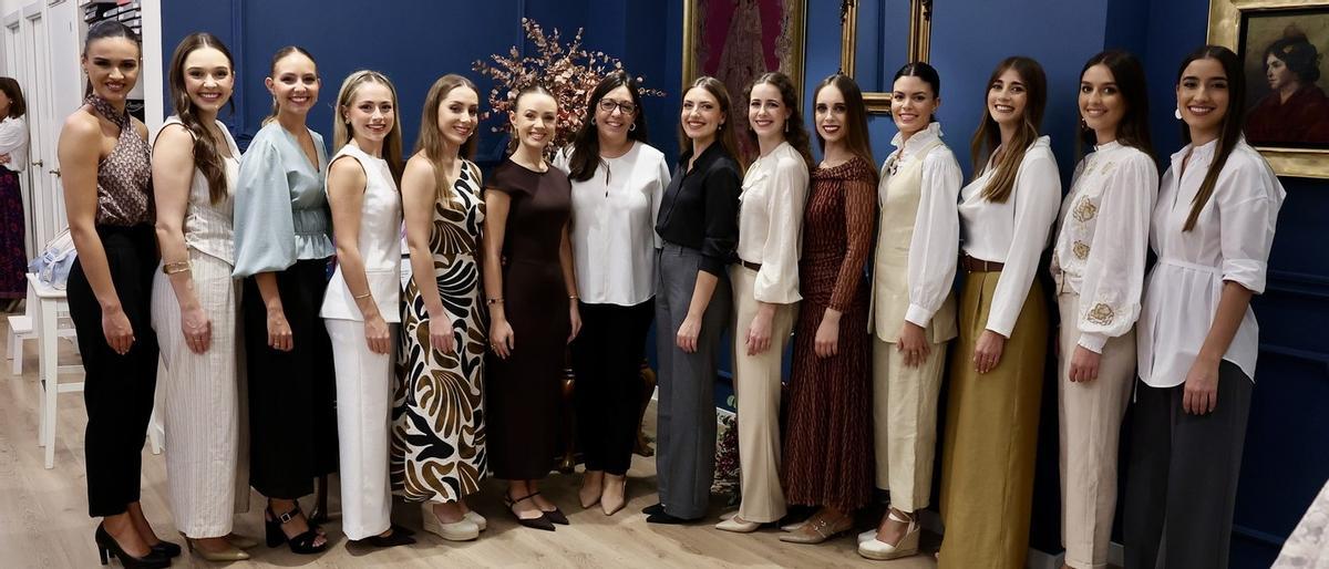 Toma de medidas para el traje más importante de sus vidas falleras Toma de medidas para el traje más importante de sus vidas falleras