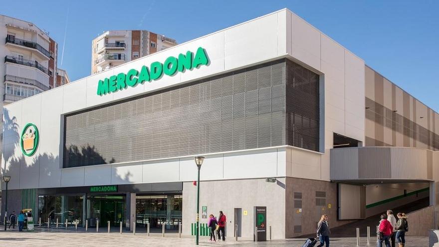 Supemercado Mercadona en la avenida Santa Rosa de Lima.