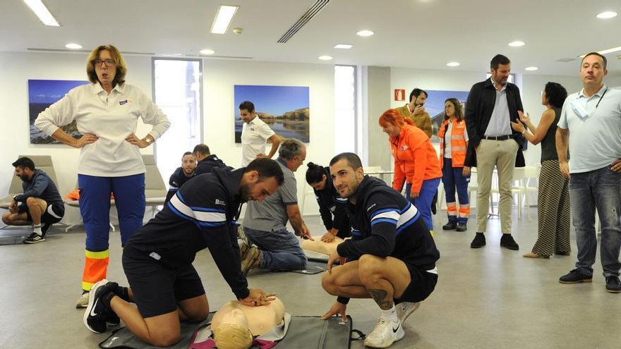 El presidente de la Fundación Española del Corazón explica cómo reconocer un infarto