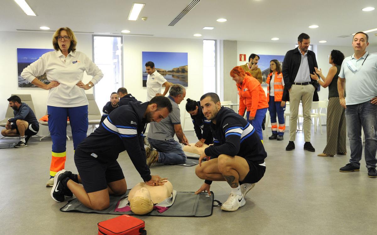 Taller de reanimación cardiopulmonar.