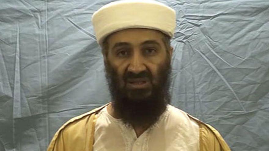 Osama Bin Laden en uno de los vídeos publicados por el Departamento de Defensa estadounidense.