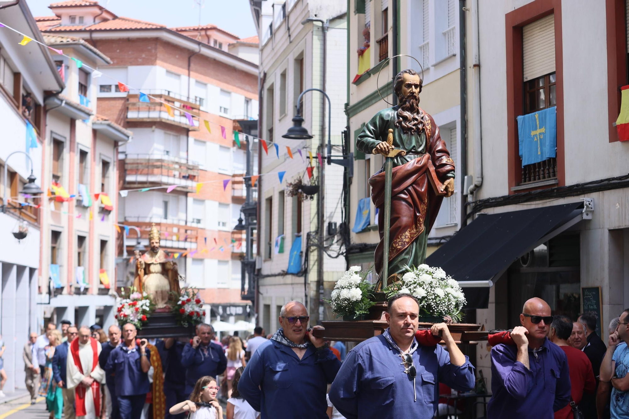 EN IMÁGENES: así fue el día de L'Amuravela en Cudillero