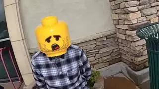 Lego da un ultimátum a la policía de esta ciudad de California: este es el motivo