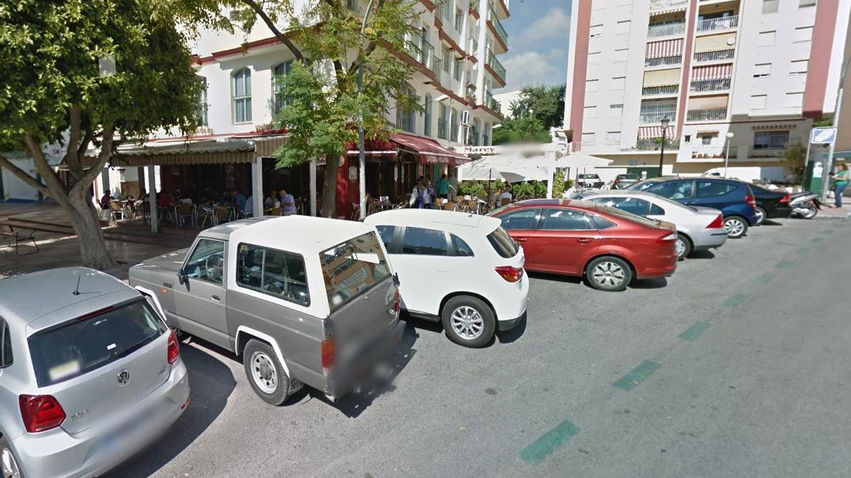 El tiroteo tenía lugar en una cafetería de San Pedro Alcántara.