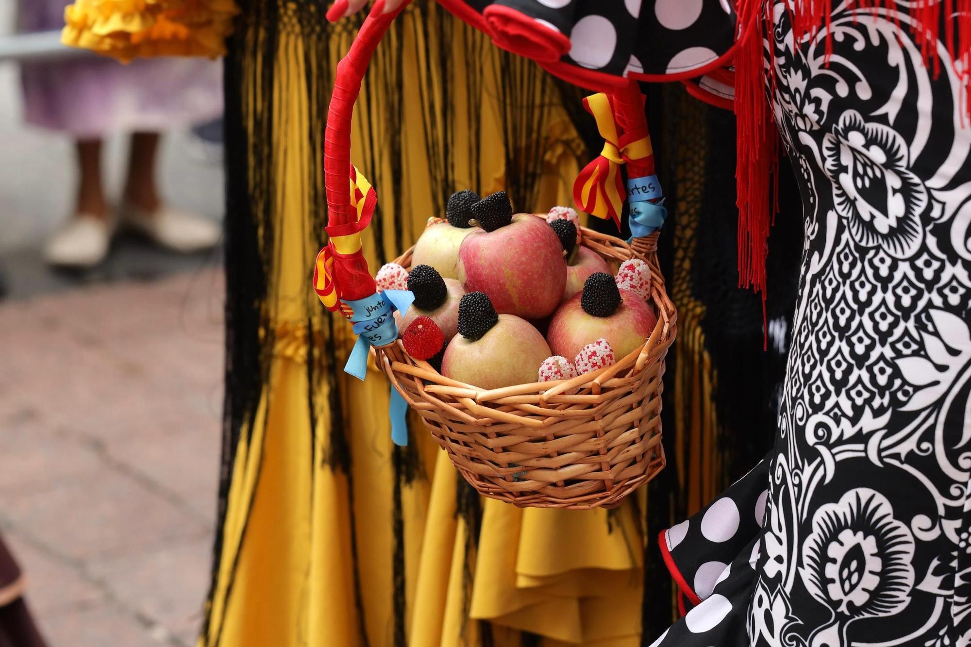 La Ofrenda de Frutos brilla un año más por el centro de Zaragoza