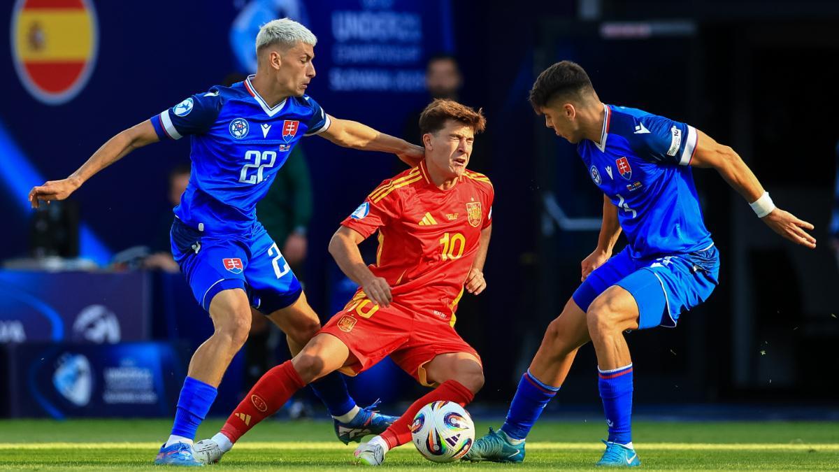 Pablo Torre, en el duelo de España ante Eslovaquia