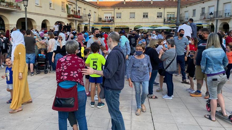 Minut de silenci pel menor de Calaf mort a la Llosa del Cavall