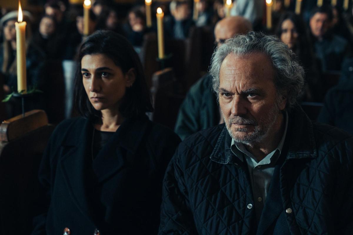 Imagen de la película, en una escena grabada en la iglesia de San Juan en Mieres.