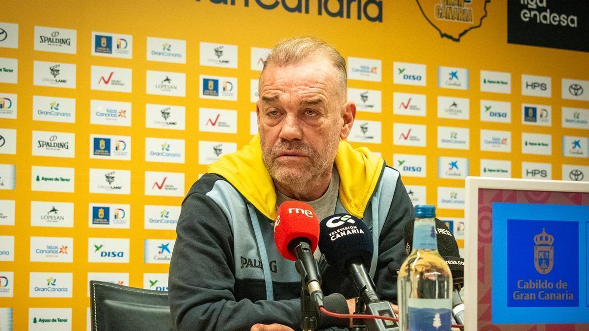 Néstor 'Che' García, técnico del CB Gran Canaria: "Si les das 'chances', las 'rentan' muy bien"