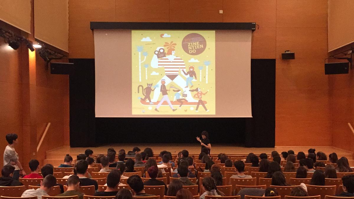 Una edición anterior de Zinentiendo.