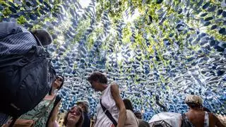 Gràcia premia a la plaza Rovira i Trias por su homenaje a Antònia Font como la calle mejor decorada de las fiestas de 2026