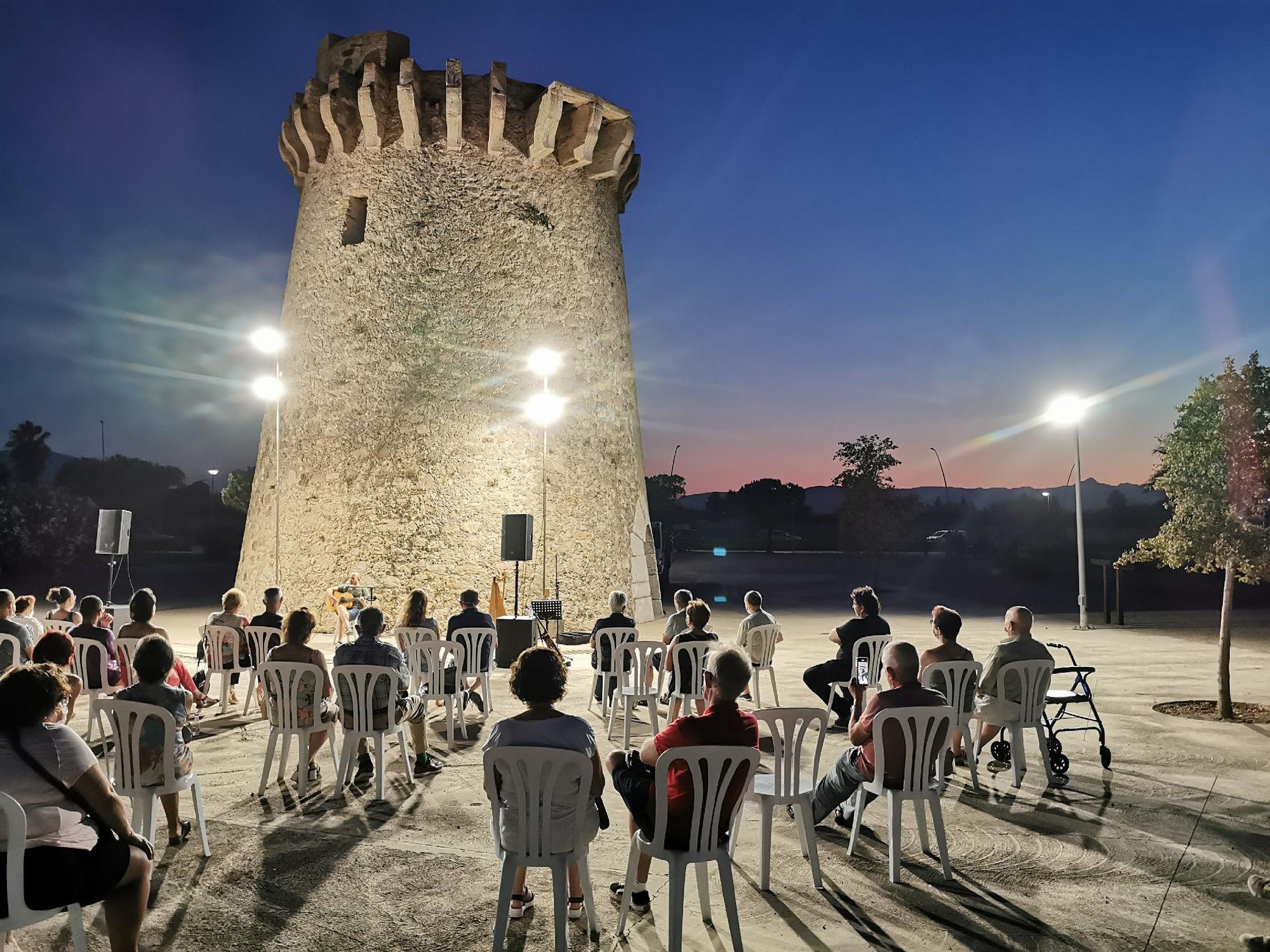 Trobada de Cantautors Torre de Piles