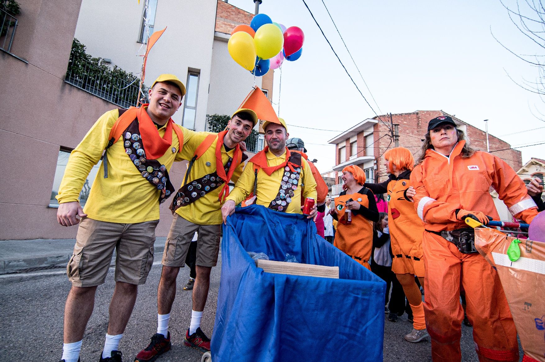 Busca't a les imatges de la rua de carnestoltes d'Avinyó