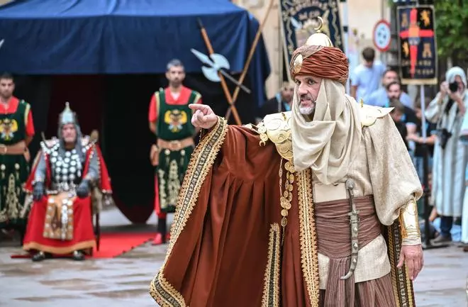 Crevillente vive su último día de Moros y Cristianos
