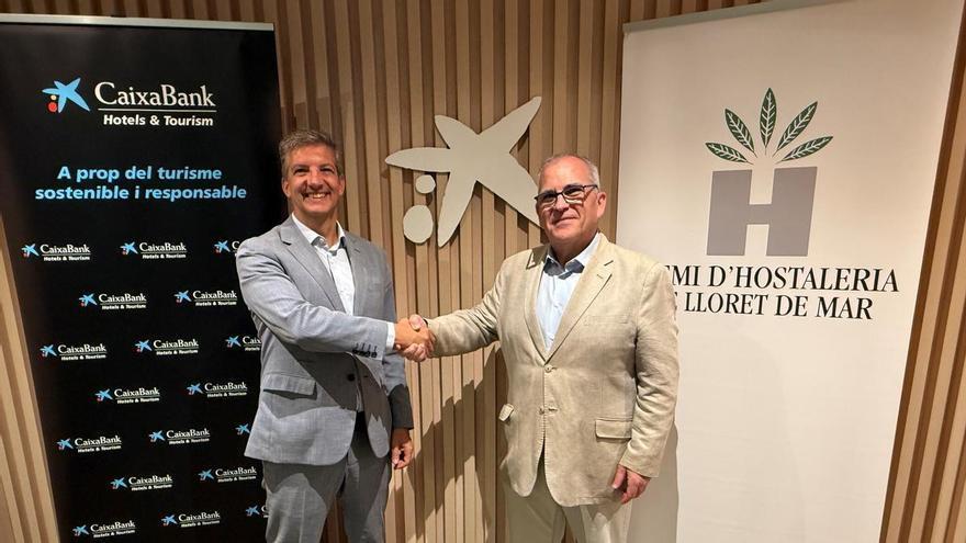 El Gremi d'Hosteleria de Lloret de Mar i Caixabank firmen un acord pel sector turístic
