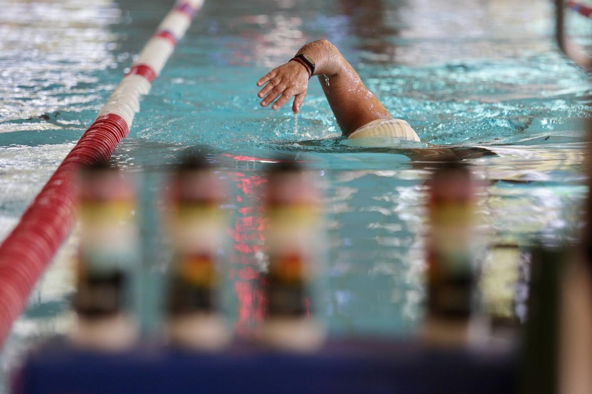 Oviedo piscina del Cristo Bernardo Vives hará una maratón de 12 horas a favor de la NG el Angel de Javi
