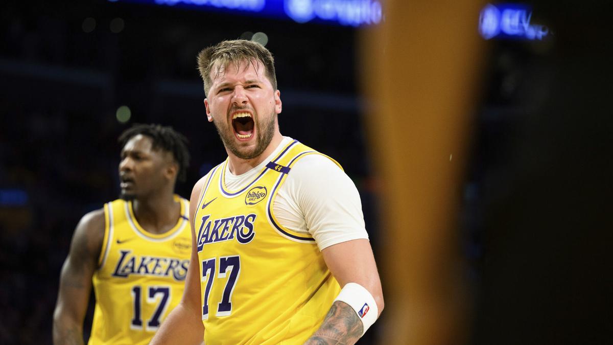 Luka Doncic causa sensación con su llegada a Los Angeles Lakers.
