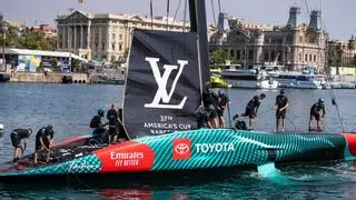 El Emirates Team New Zealand ya vuela por el mar de Barcelona: 'Es la cima de la navegación'