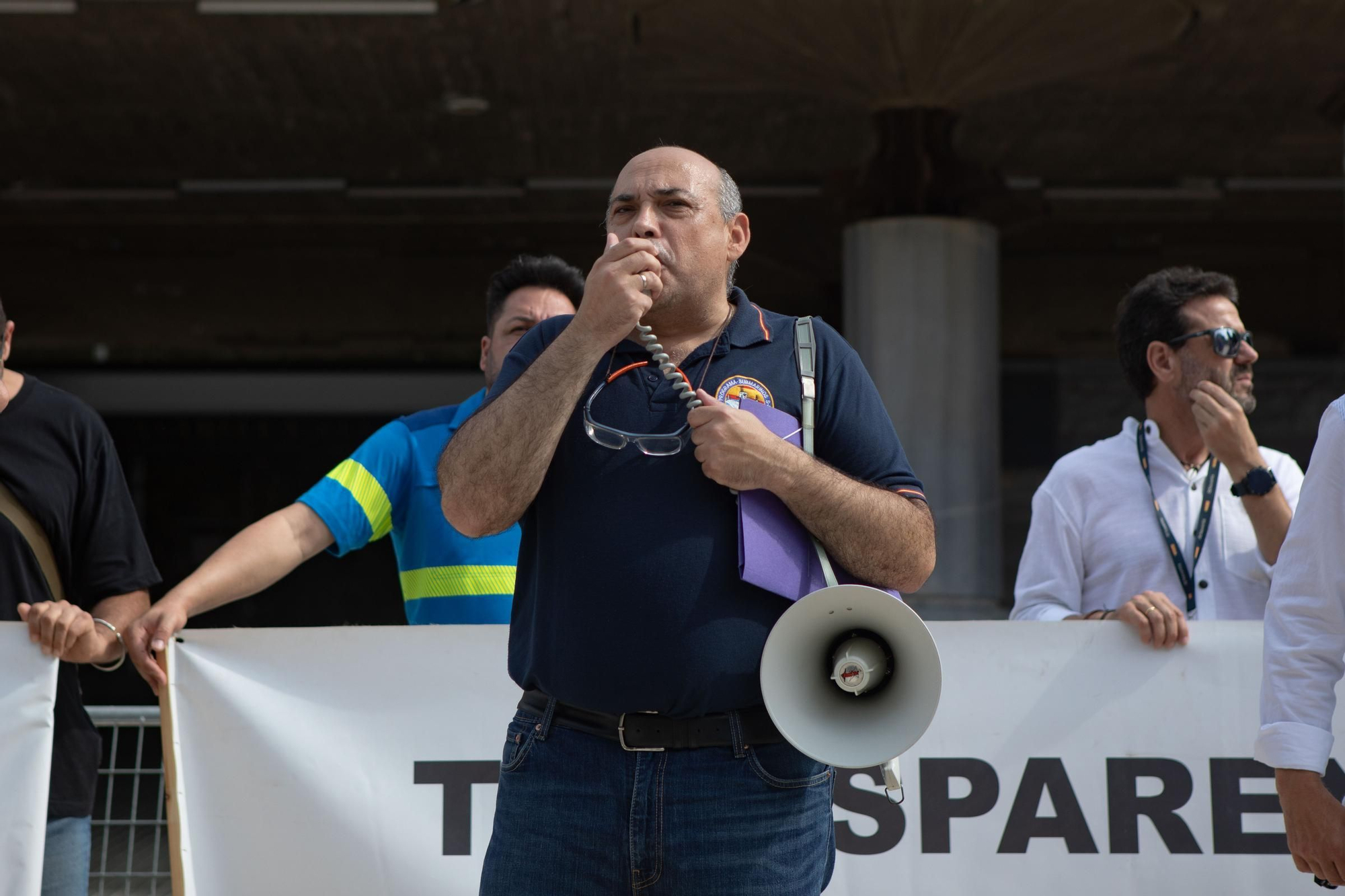 Los trabajadores de Navantia protestan frente a la Asamblea Regional