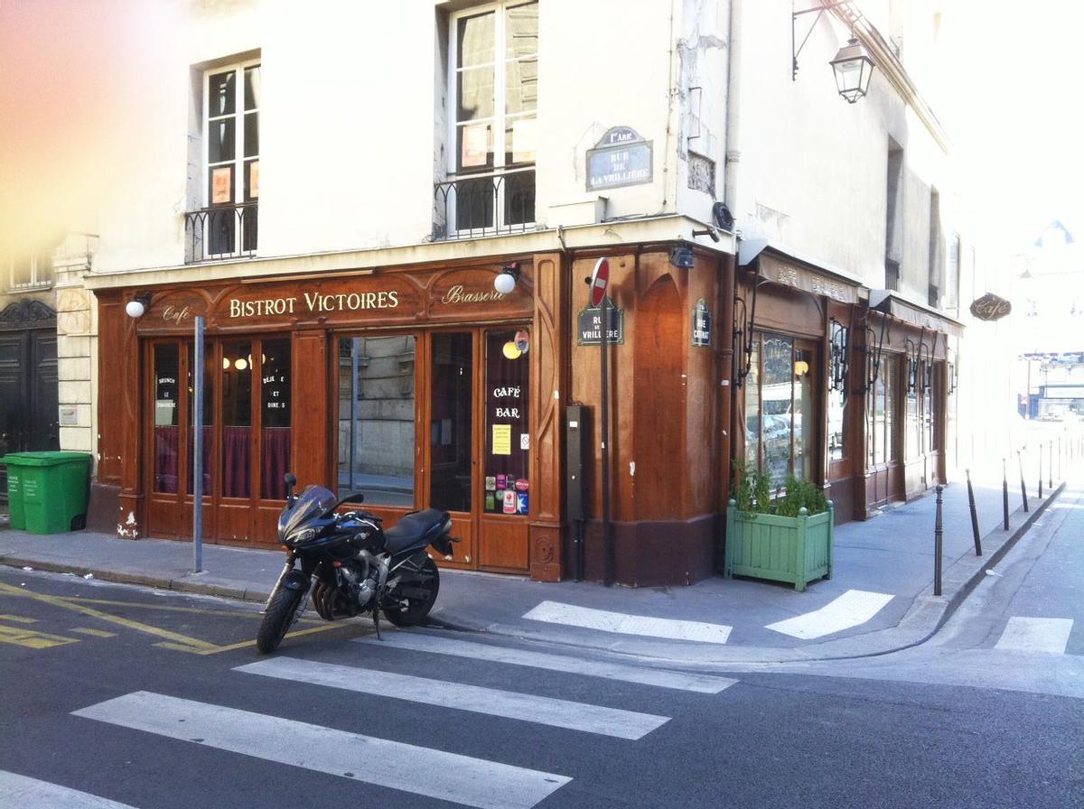 comer barato parís victoires cafe