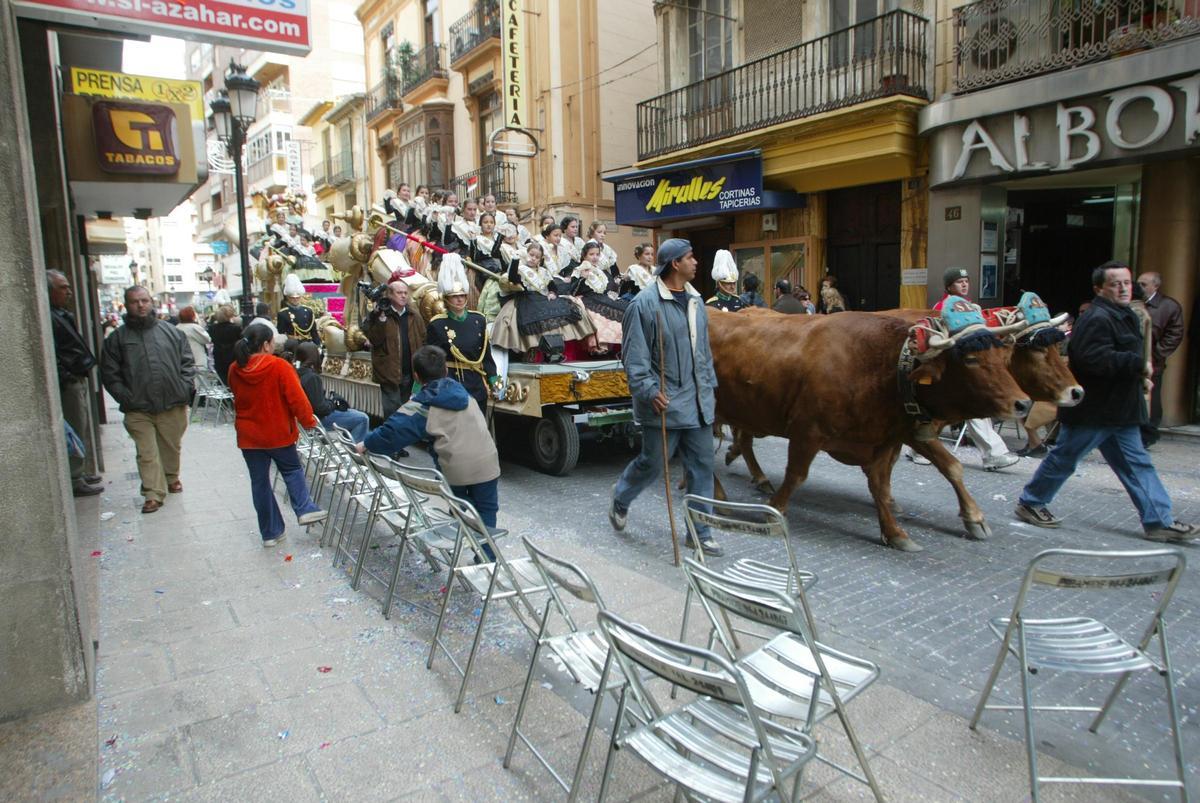 Sillas en la cabalgata infantil en una imagen de archivo.