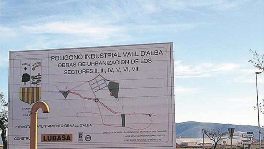 Modernizan el alumbrado del polígono de Vall d’Alba